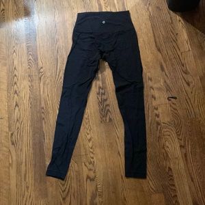 Black lululemon align 28’ leggings